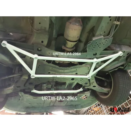 Rozpórka przednia dolna (Front Lower Tiebar) (2965) Ultra Racing Ford I-Max 2.0 07-11/Mazda 5 2.0 10-18 2WD
