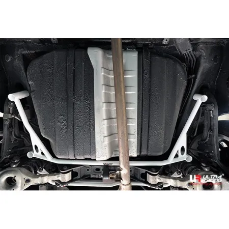 Rozpórka tylna dolna (Rear Lower Brace) Ultra Racing Hyundai Sonata/i40 /Kia Optima 11+