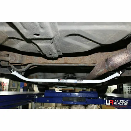 Rozpórka tylna dolna (Rear Lower Bar) (2698) Ultra Racing for Hyundai Grandeur XG 3.2 2WD 98-05
