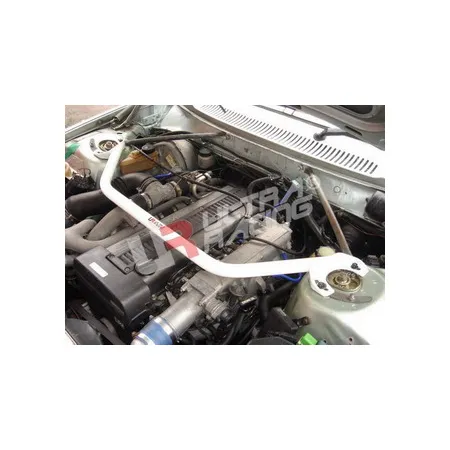 Rozpórka przednia (Front Upper Strut Bar)Ultra Racing Volvo 240