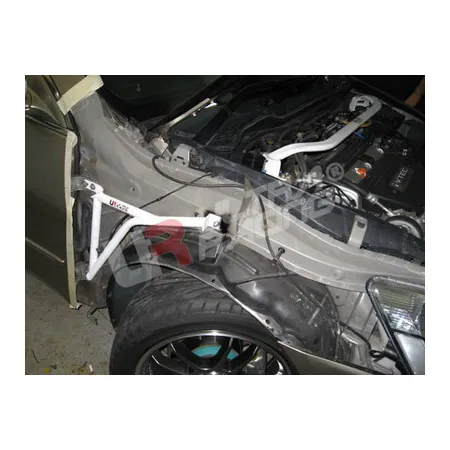 Rozpórka przedniego kielicha (Fender Brackets) Ultra Racing Honda Accord CM5 2.5 05+ (USA)