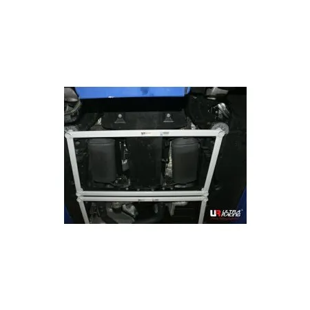 Rozpórka przednia dolna (Front Lower Brace) (3306) Ultra Racing Audi Q7 (TYP 4L) 4.2 TDI 4WD 06-15