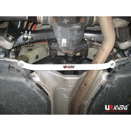 Rozpórka tylna dolna (Rear Lower Brace) 2542 Ultra Racing BMW X5 E70 3.0 06+