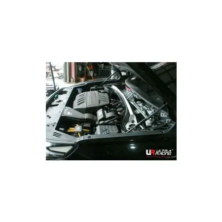 Rozpórka przednia (Front Upper Strut Bar)(4140) Ultra Racing Hyundai Santa Fe (TM) 2.2D/2.4 2WD 19+