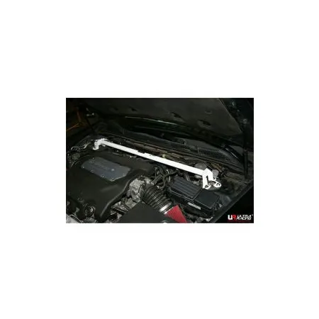 Rozpórka przednia (Front Upper Strut Bar)(2388) Ultra Racing Acura TL (UA-6) 3.2 V6 04-08 2WD (incl Type-S)