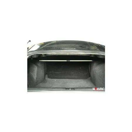 Rozpórka tylna górna (Rear Upper Strut Bar) Ultra Racing Audi A4 B5 95-00 1.8 2WD 2P