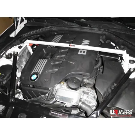 Rozpórka przednia (Front Upper Strut Bar)Ultra Racing BMW 520/525/528 F10 10+