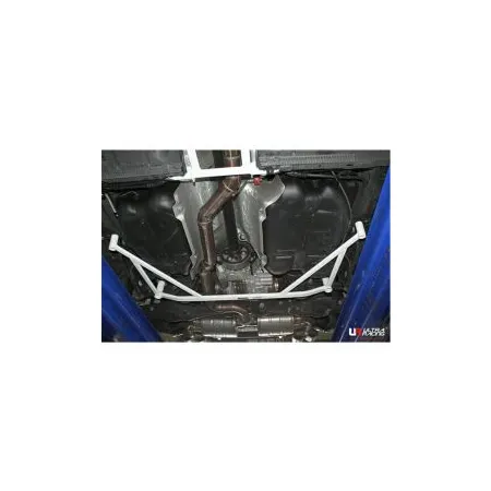 Rozpórka tylna dolna (Rear Lower Bar) (3612) Ultra Racing Audi A3 (TYP 8V) 2.0 TDI /VW Golf GTI MK7 2.0 TSI 13-20