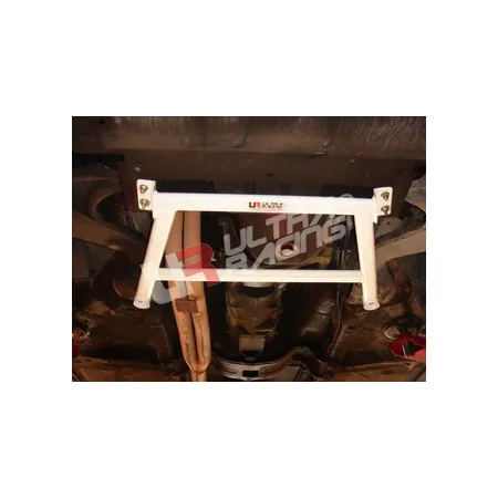 Rozpórka przednia dolna (Front Lower Brace) Ultra Racing Volvo 240