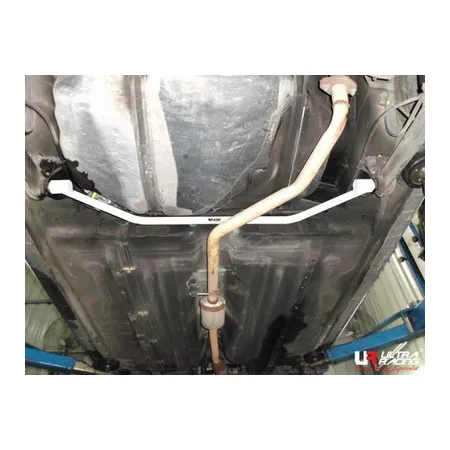 Rozpórka tylna dolna (Rear Lower Tiebar) Ultra Racing Kia Rio 1.5 DC 05-10