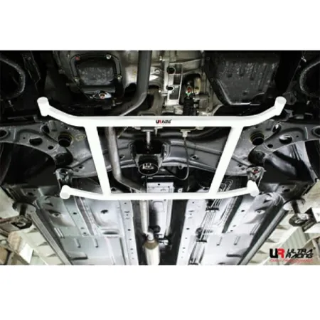 Rozpórka przednia dolna (Front Lower Brace) (1563) Ultra Racing Perodua Myvi Lagi Best (M600) 1.5 2WD 11-17
