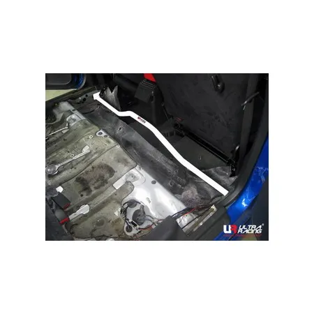 Rozpórka wewnętrzna (Room Bar) Ultra Racing Subaru Impreza GC8 94-01