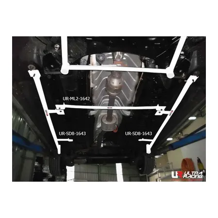 Rozpórka środkowa (Mid Lower Brace) Ultra Racing Hyundai Elantra 11-15 / I30 12-17