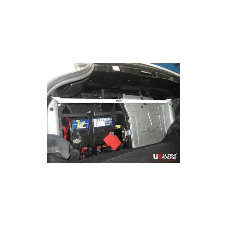 Rozpórka tylna górna (Rear Upper Strut Bar) Ultra Racing BMW Z4 E85 02+