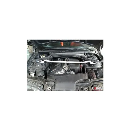 Rozpórka przednia (Front Upper Strut Bar)Ultra Racing BMW 3-Series E46 M3 3.2 01-06