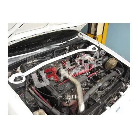 Rozpórka przednia (Front Upper Strut Bar)Ultra Racing Mazda 323BF 86-89 [No Carb]