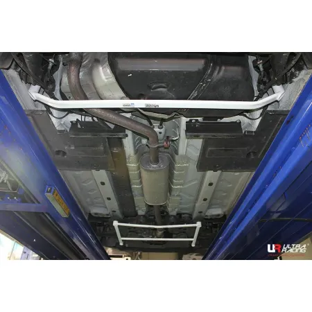 Rozpórka tylna dolna (Rear Lower Tiebar) Ultra Racing Fiat 500 07+ 09./1.4