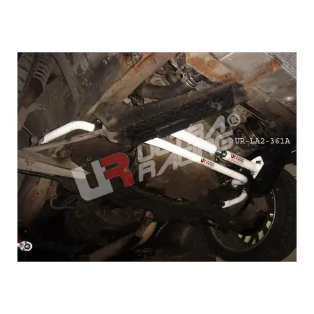 Rozpórka przednia dolna (Front Lower Bar) Ultra Racing Nissan Skyline R32 GTST / Cefiro A31