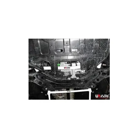 Rozpórka przednia dolna (Front Lower Tiebar) 1732 Ultra Racing Kia Sportage 10+ 2.0