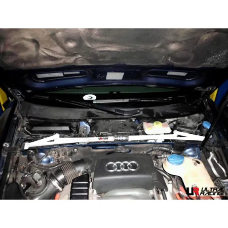 Rozpórka przednia (Front Upper Strut Bar)Ultra Racing Audi A6 / A7 10+