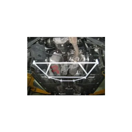 Rozpórka tylna dolna (Rear Lower Brace) 670 Ultra Racing for Lexus IS250/350/IS F 05-09