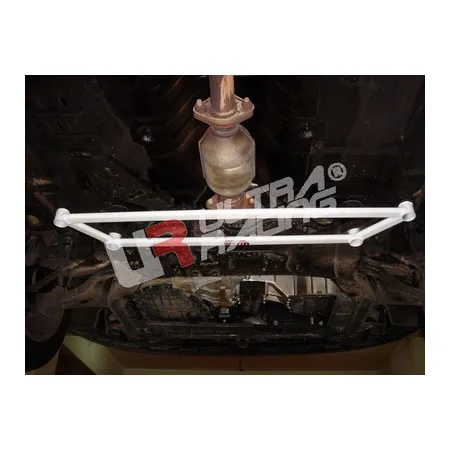 Rozpórka przednia (Front H-Brace) Ultra Racing Hyundai i30 07-12 /Elantra 07-10