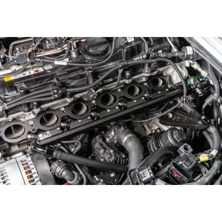 Przewody paliwowe z filtrem stalowym 10um Toyota Supra MK5 Radium Engineering