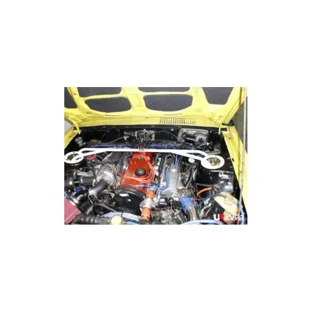 Rozpórka przednia (Front Upper Strut Bar)Ultra Racing Mitsubishi Lancer A174 79-87