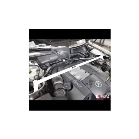 Rozpórka przednia (Front Upper Strut Bar)Ultra Racing Mercedes E-Class W210 97-03
