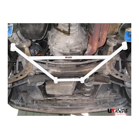 Rozpórka (Front Brace) Ultra Racing BMW 3series E30 83-94 power steering