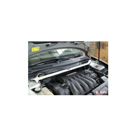Rozpórka przednia (Front Upper Strut Bar)1410 Ultra Racing Volvo S40 95-04