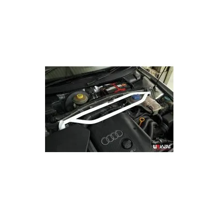 Rozpórka przednia (Front Upper Strut Bar)Ultra Racing Audi A4 B5 95-00 1.8 2WD