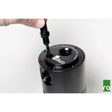 Uniwersalny separator oleju Competition Catch Can Radium Engineering