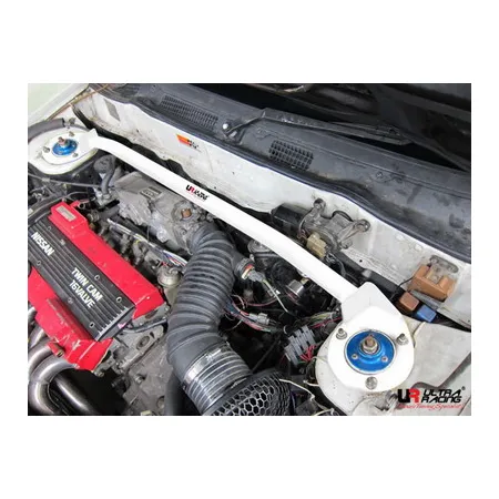 Rozpórka przednia (Front Upper Stutbar) Ultra Racing Nissan Sunny 90-95 N14 Pulsar