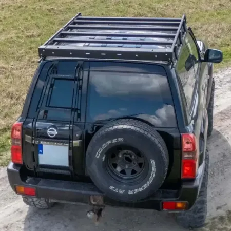 Aluminiowy Bagażnik Dachowy Typ Short z Oświetleniem Wstecznym IOD Performance do Nissan Patrol Y61 SWB