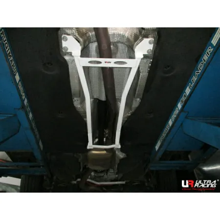 Rozpórka środkowa (Mid Lower Brace) (3997) Ultra Racing Volkswagen Passat B8 (TYP 3G) 2.0 TSI 4WD Wagon 15+