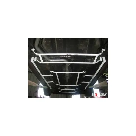 Rozpórka tylna dolna (Rear Lower Bar) (250) Ultra Racing Hyundai Maxcruz (DM) 2.0D/2.2D 13+/Santa Fe 2.4 13-18 4WD
