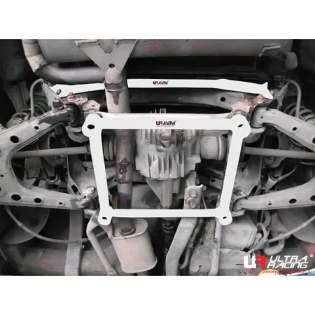 Rozpórka tylna dolna (Rear Lower Bar) (3710) Ultra Racing Mazda MX-5 (NB) 1.8 2WD 98-05