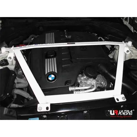 Rozpórka przednia (Front Upper Strut Bar)(2909) Ultra Racing BMW 7 F01 (740i) (incl F02 LWB) 3.0T 08-15 2WD