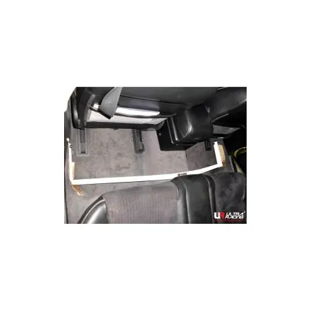 Rozpórka wewnętrzna (Room Bar) Ultra Racing Nissan Skyline V35 2.5 01+