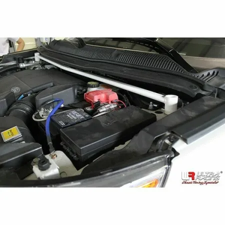 Rozpórka przednia (Front Upper Strut Bar)(2662) Ultra Racing Ford Explorer (U502) 3.5 4WD 11+