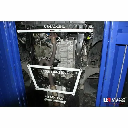 Rozpórka przednia dolna (Front Lower Brace) (2865) Ultra Racing Chevrolet Alpheon 3.0 2WD 10-16