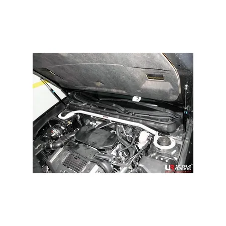 Rozpórka przednia (Front Upper Strut Bar)Ultra Racing Subaru Legacy / Outback 09+