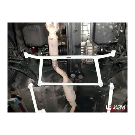 Rozpórka przednia dolna (Front Lower H-Brace) 1583 Ultra Racing Hyundai Coupe 96-99